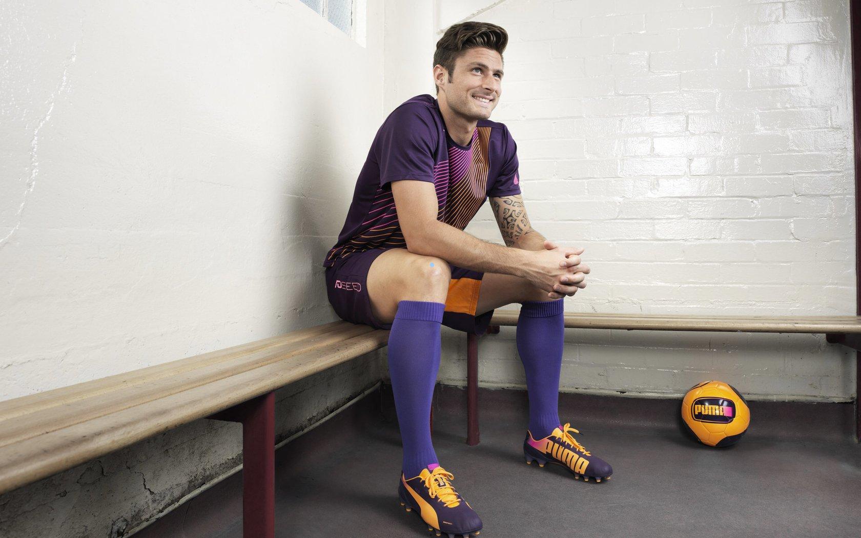 风暴眼中央的红牛竞技场，莱比锡联赛主场首败引爆VAR与裁判尺度争议，队长劳姆赛后激烈控诉执法灾难