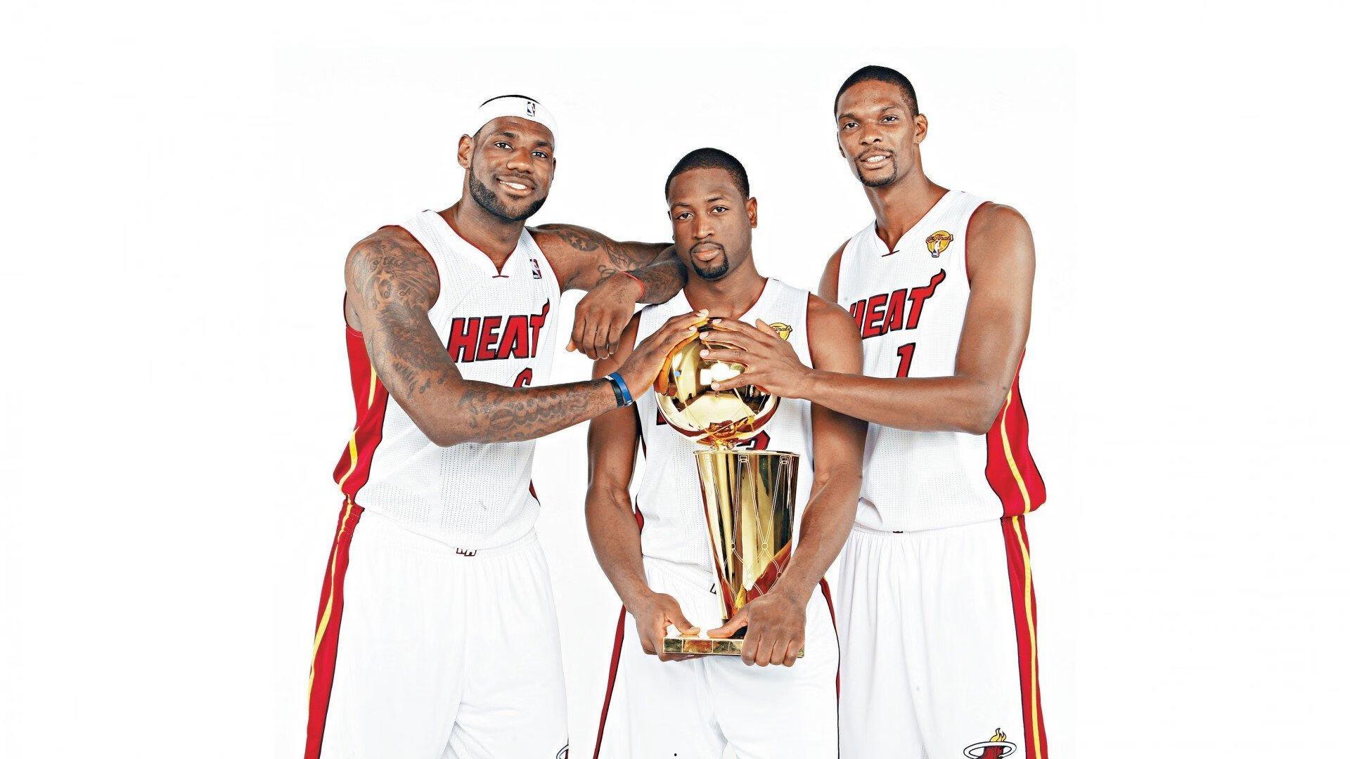 罗马诺引爆夏窗转会潮，独家解密足球市场背后的卫星信号时代